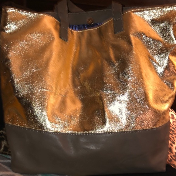 Handbag - Picture 2 of 8